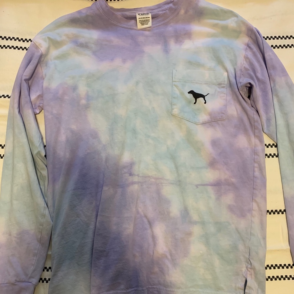 PINK long sleeve tee